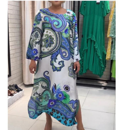 Elegant long dress with round neck and floral print