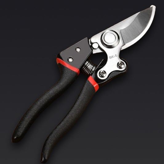 Pruning Shears with Locking Safety Feature