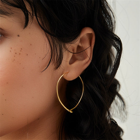 Women's Fashionable Lightweight Earrings