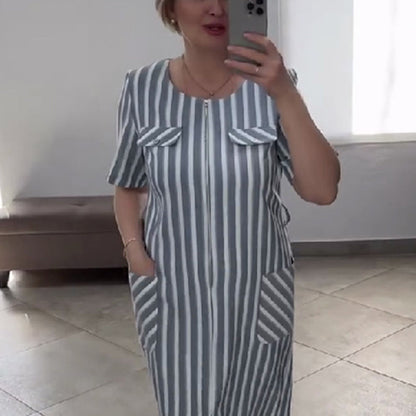 Women's Loose Fashion Round Neck Striped Dress with Pockets