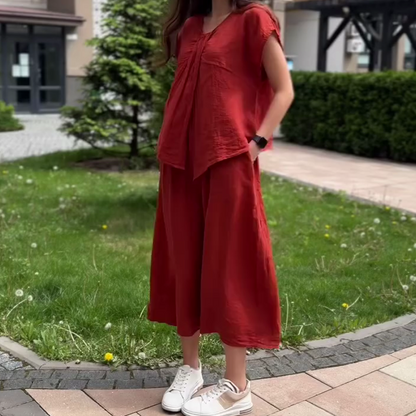 Loose Solid Color V-Neck Dress with Pleated Front