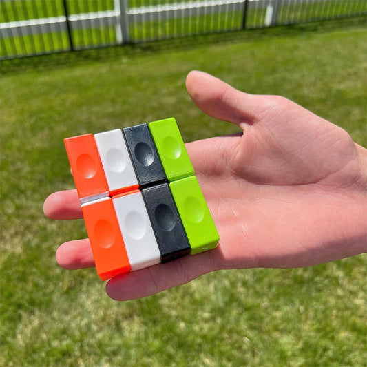 Magnetiske Byggeklosser som Spretter Mursteinleker