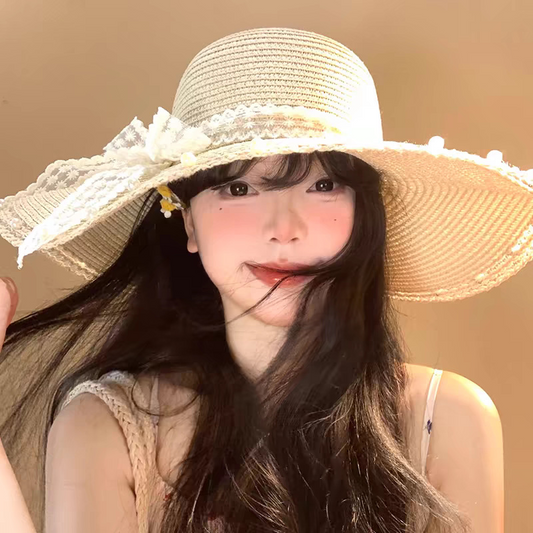 Fashionable Wide Brim Hat With Lace Bow