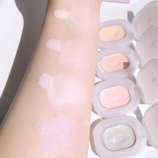 Long-Lasting Cream Face Highlighter