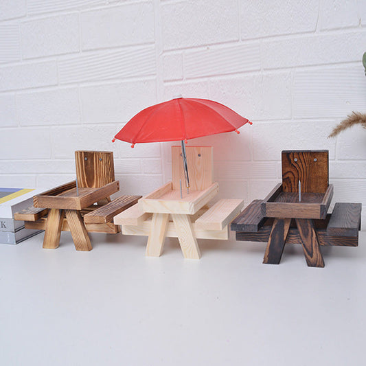 Mini Squirrel Feeder Picnic Table with Umbrella