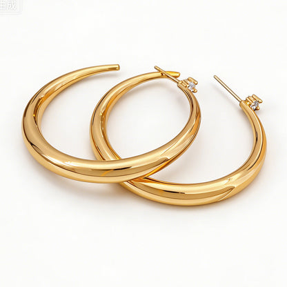 Women's Chic Tapered Hoop Earrings
