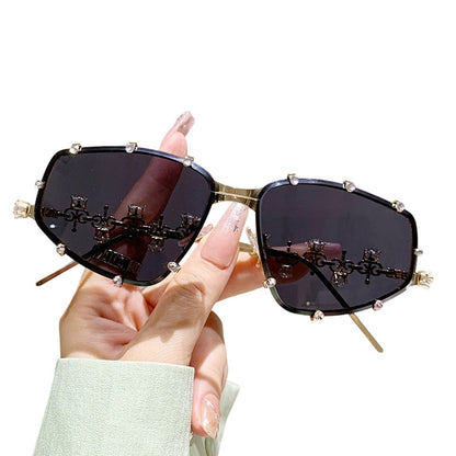 Chic Sunglasses with Rhinestone Accents for Women