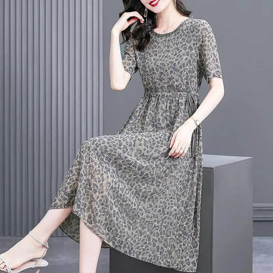 Mid-length mom's floral dress