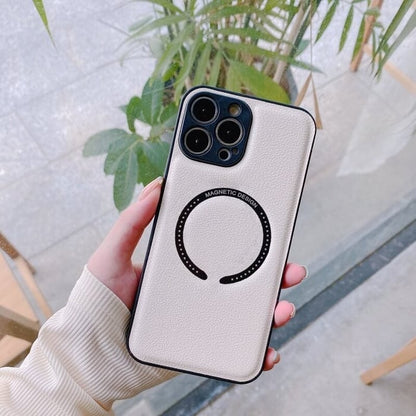 Magnetic lychee pattern phone case