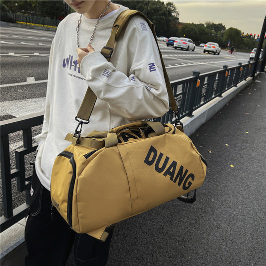 Large capacity travel handbag